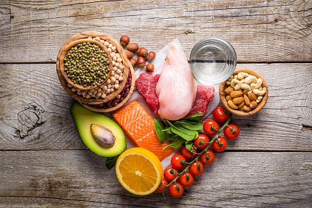 healthy food inthe shape of a heart